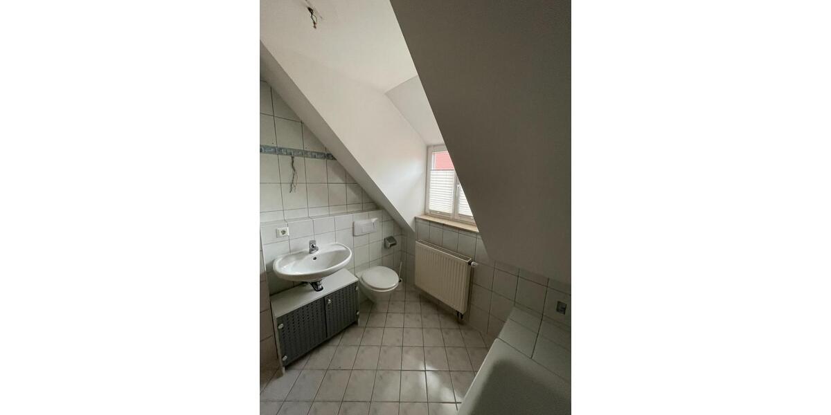 Dachgeschoßwohnung Nördlingen - 2.5 Zimmer, 75 m&sup2;, 750&euro; | Angebot:25759645