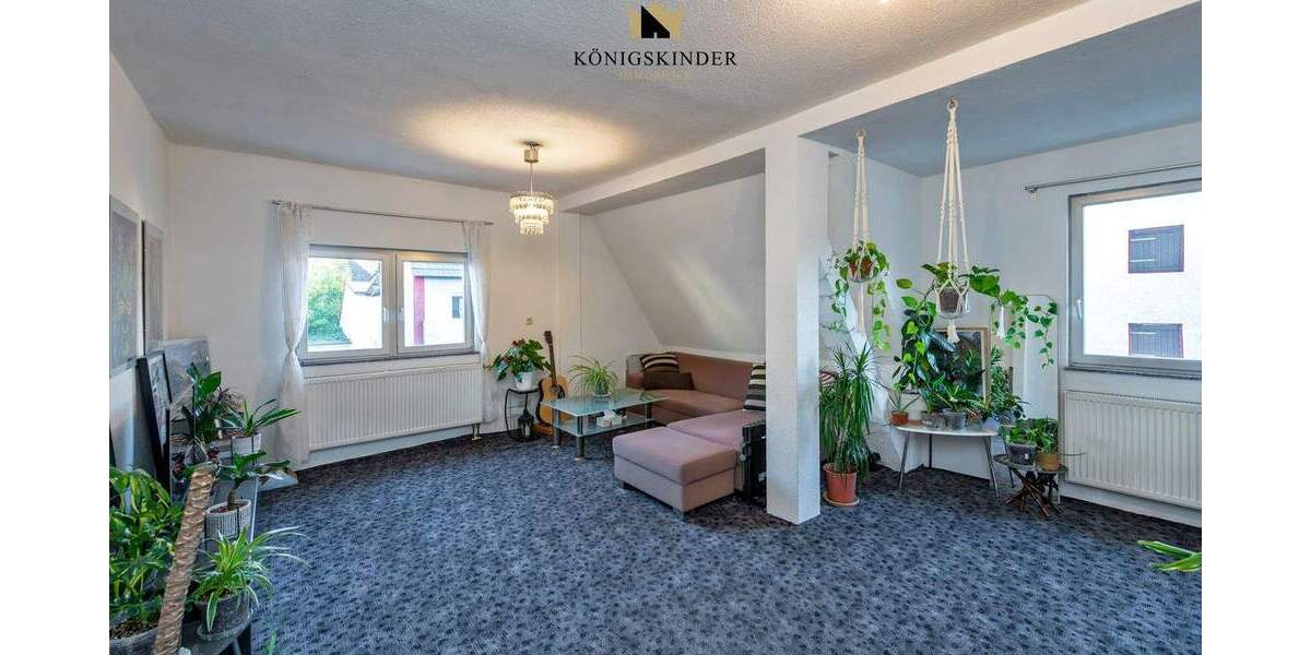 Mehrfamilienhaus, Wohnhaus Heidenheim-Schnaitheim Schnaitheim - 7 Zimmer, 180 m&sup2;, 379.000&euro; | Angebot:25680017