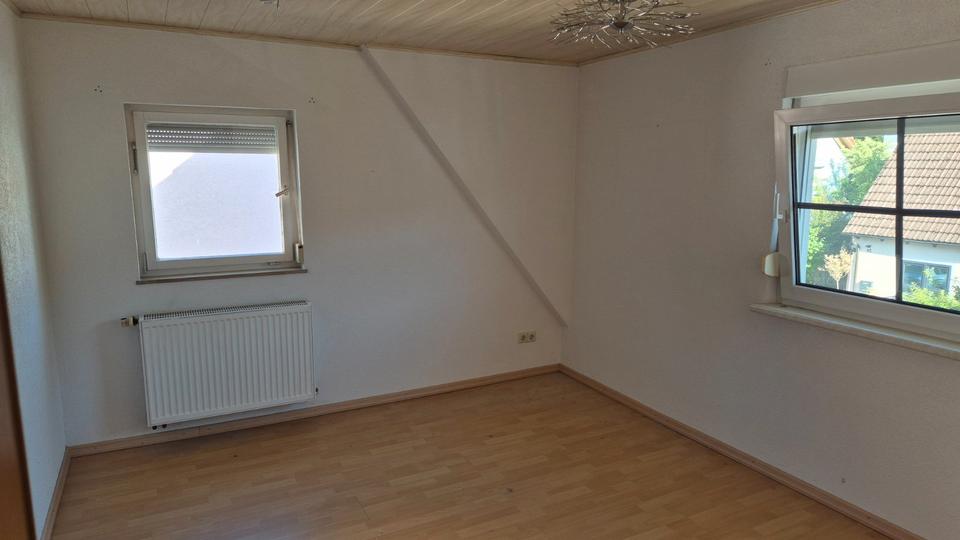 Doppelhaushälfte Aalen Unterkochen - 4.5 Zimmer, 86 m&sup2;, 350.000&euro; | Angebot:26896875