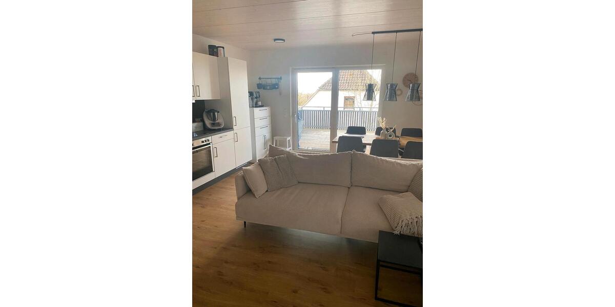 Etagenwohnung Neuler - 3 Zimmer, 80 m&sup2;, 950&euro; | Angebot:25987978