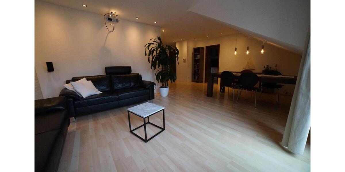 Dachgeschoßwohnung Aalen - 3 Zimmer, 75 m&sup2;, 269.000&euro; | Angebot:26047282