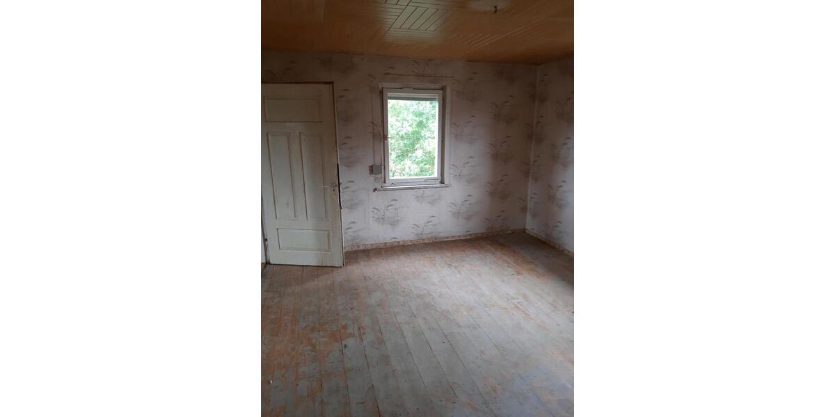 Reihenhaus Abtsgmünd - 10 Zimmer, 150 m&sup2;, 115.000&euro; | Angebot:25415925