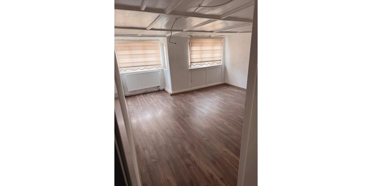 Einfamilienhaus Giengen an der Brenz - 8 Zimmer, 200 m&sup2;, 395.000&euro; | Angebot:27158341