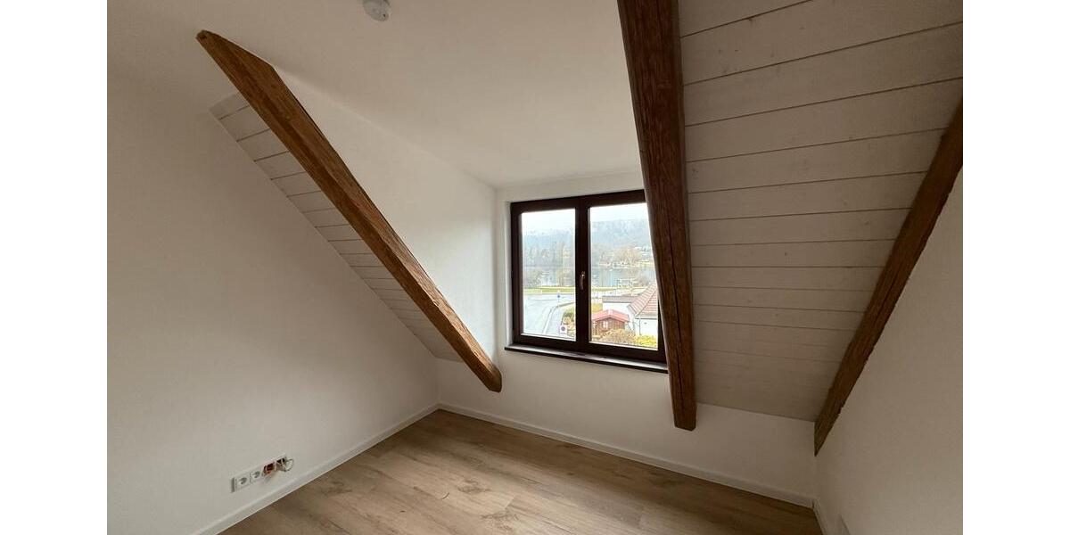 Dachgeschoßwohnung Aalen - 1 Zimmer, 60 m&sup2;, 750&euro; | Angebot:25446937