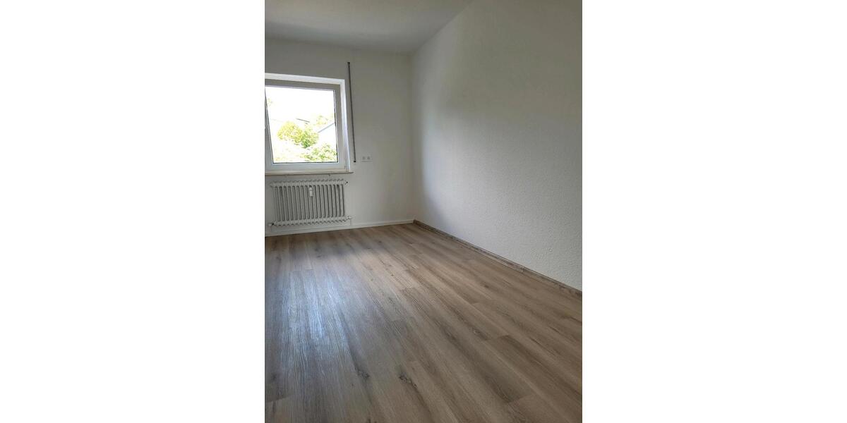 Etagenwohnung Aalen Unterkochen - 3 Zimmer, 80 m&sup2;, 850&euro; | Angebot:26550338