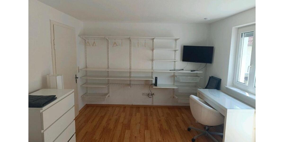 Erdgeschoßwohnung Täferrot - 4 Zimmer, 100 m&sup2;, 1.600&euro; | Angebot:25917815