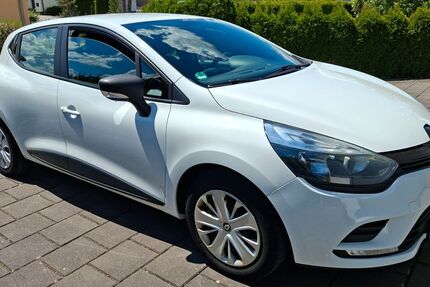 Renault Clio 95.000 km 5.900 &euro; Giengen 89537