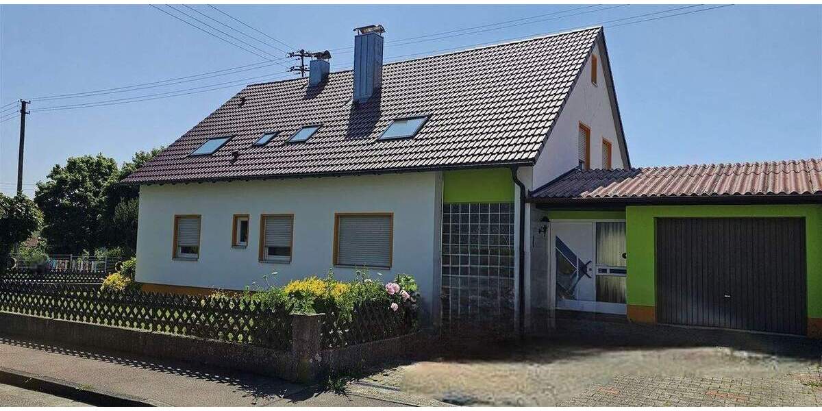 Mehrfamilienhaus, Wohnhaus Steinheim Söhnstetten - 8 Zimmer, 183 m&sup2;, 380.000&euro; | Angebot:25740410