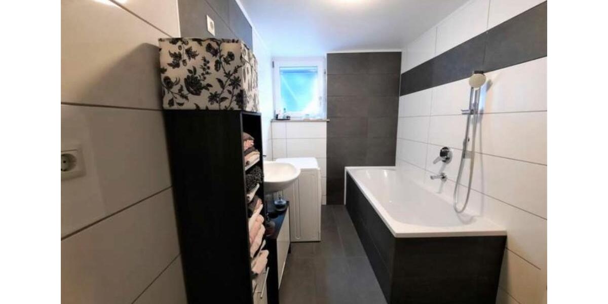 Erdgeschoßwohnung Nattheim - 3.5 Zimmer, 96 m&sup2;, 750&euro; | Angebot:25990834