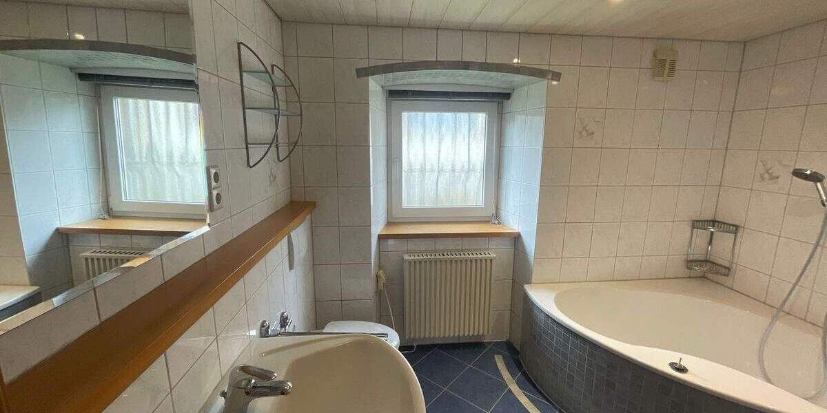 Einfamilienhaus Kirchheim am Ries Kirchheim - 5 Zimmer, 134 m&sup2;, 285.000&euro; | Angebot:25678637