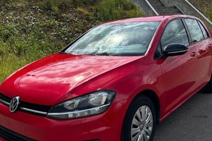 VW Golf 231.000 km 8.400 &euro; Essingen­­­ 73457