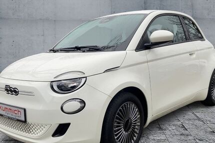 Fiat 500e 17.600 km 21.650 &euro; Aalen-Dauerwang 73457