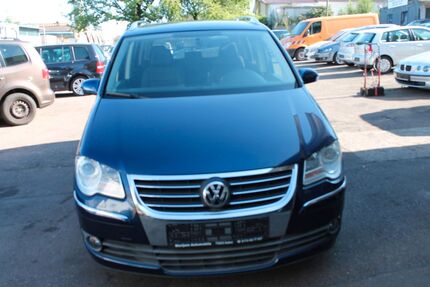 VW Touran 215.453 km 3.999 &euro; Aalen 73433