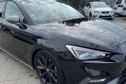 Seat Leon 32.000 km 20.999 &euro; Aalen 73431