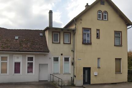 Haus Täferrot - 8 Zimmer, 215 m&sup2;, 219.000&euro; | Angebot:27000071