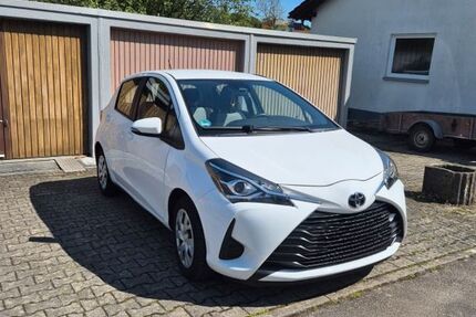 Toyota Yaris 53.000 km 10.000 &euro; Hüttlingen 73460