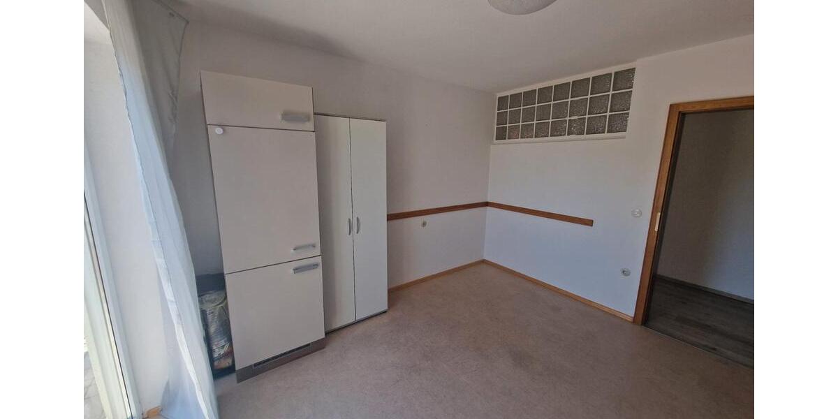 Etagenwohnung Stödtlen - 3 Zimmer, 90 m&sup2;, 650&euro; | Angebot:26460111