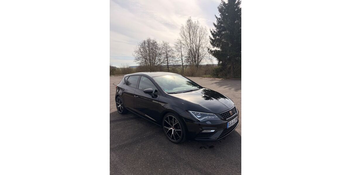 Seat Leon 88.000 km 21.500 &euro; Syrgenstein 89428