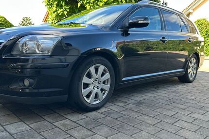 Toyota Avensis 297.500 km 2.999 &euro; Lauchheim 73466