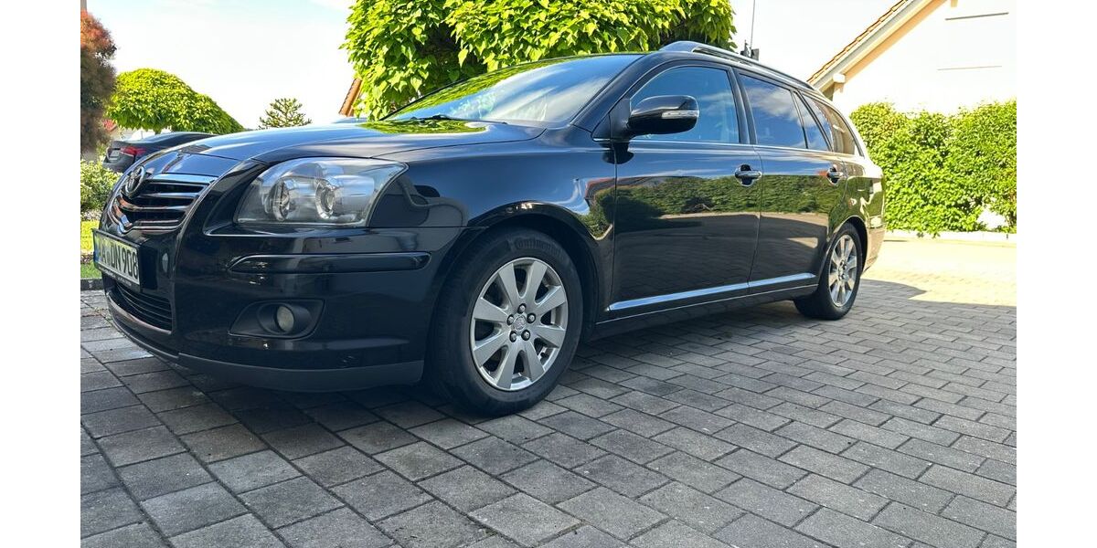 Toyota Avensis 297.500 km 2.999 &euro; Lauchheim 73466