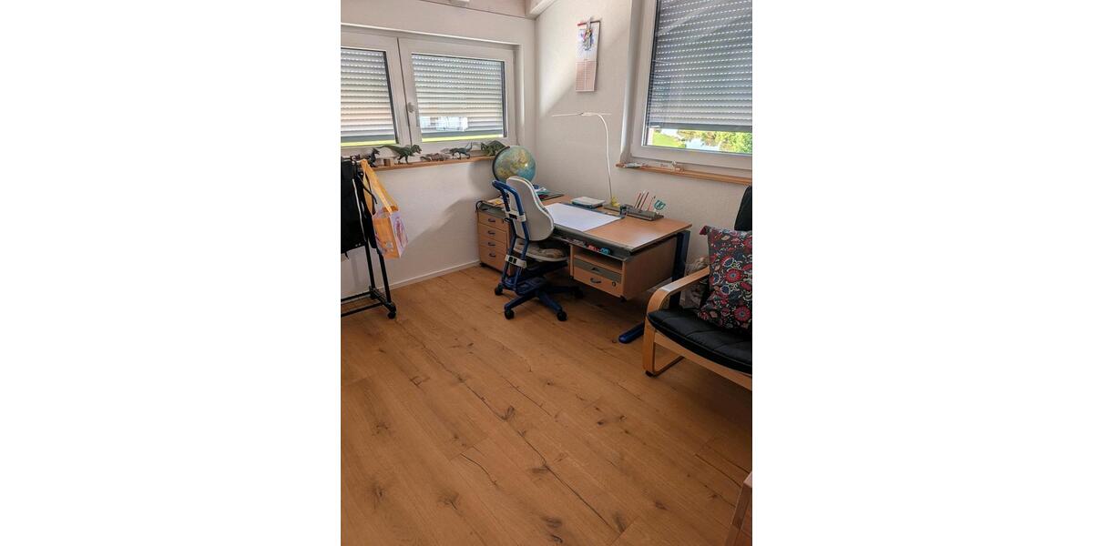 Mehrfamilienhaus, Wohnhaus Rainau - 6.5 Zimmer, 180 m&sup2;, 2.250&euro; | Angebot:27617741