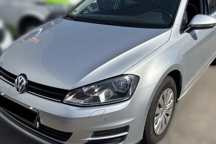 VW Golf 151.000 km 5.990 &euro; Aalen 73431