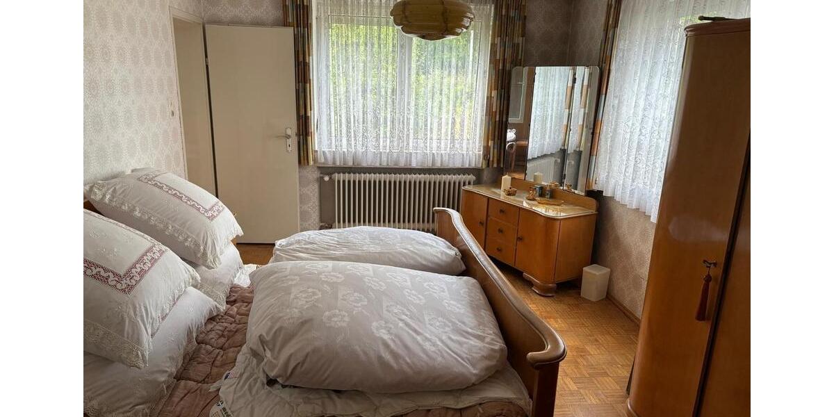 Mehrfamilienhaus, Wohnhaus Aalen Ebnat - 8 Zimmer, 180 m&sup2;, 330.000&euro; | Angebot:21519449