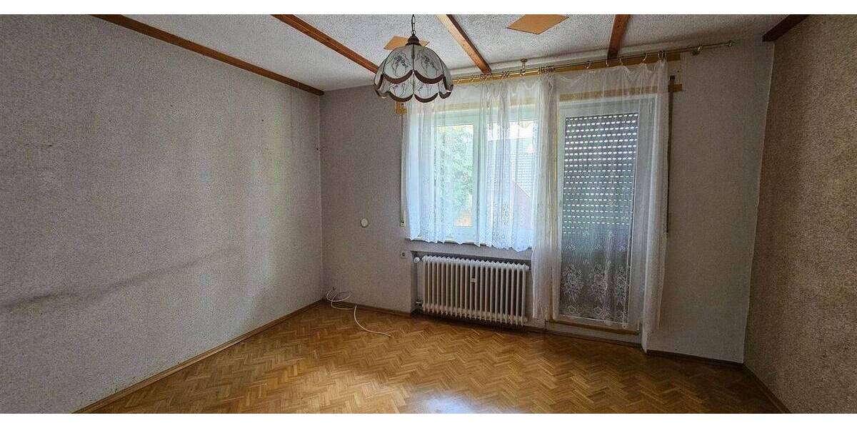 Mehrfamilienhaus, Wohnhaus Steinheim Söhnstetten - 8 Zimmer, 183 m&sup2;, 380.000&euro; | Angebot:25740410