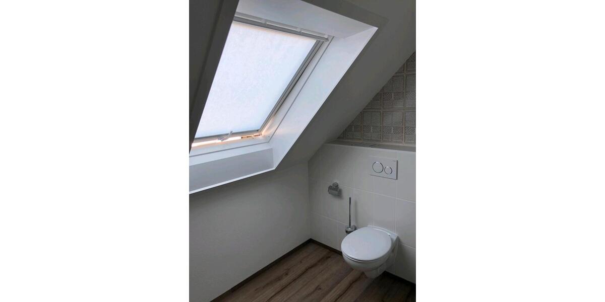 Dachgeschoßwohnung Obersontheim - 2.5 Zimmer, 100 m&sup2;, 720&euro; | Angebot:25903843