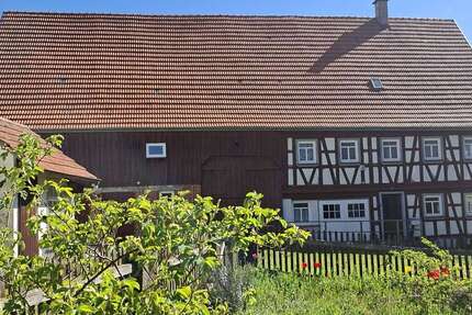 Haus Gschwend - 7 Zimmer, 184 m&sup2;, 225.000&euro; | Angebot:26407940