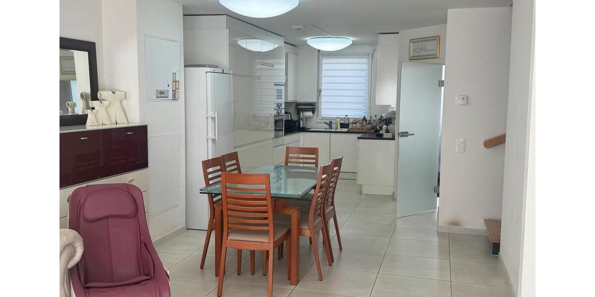 Reihenhaus Schwäbisch Gmünd - 5 Zimmer, 141 m&sup2;, 2.100&euro; | Angebot:27572536